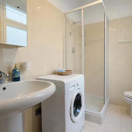 Lägenhet Mari A Due Passi Dal Mare *